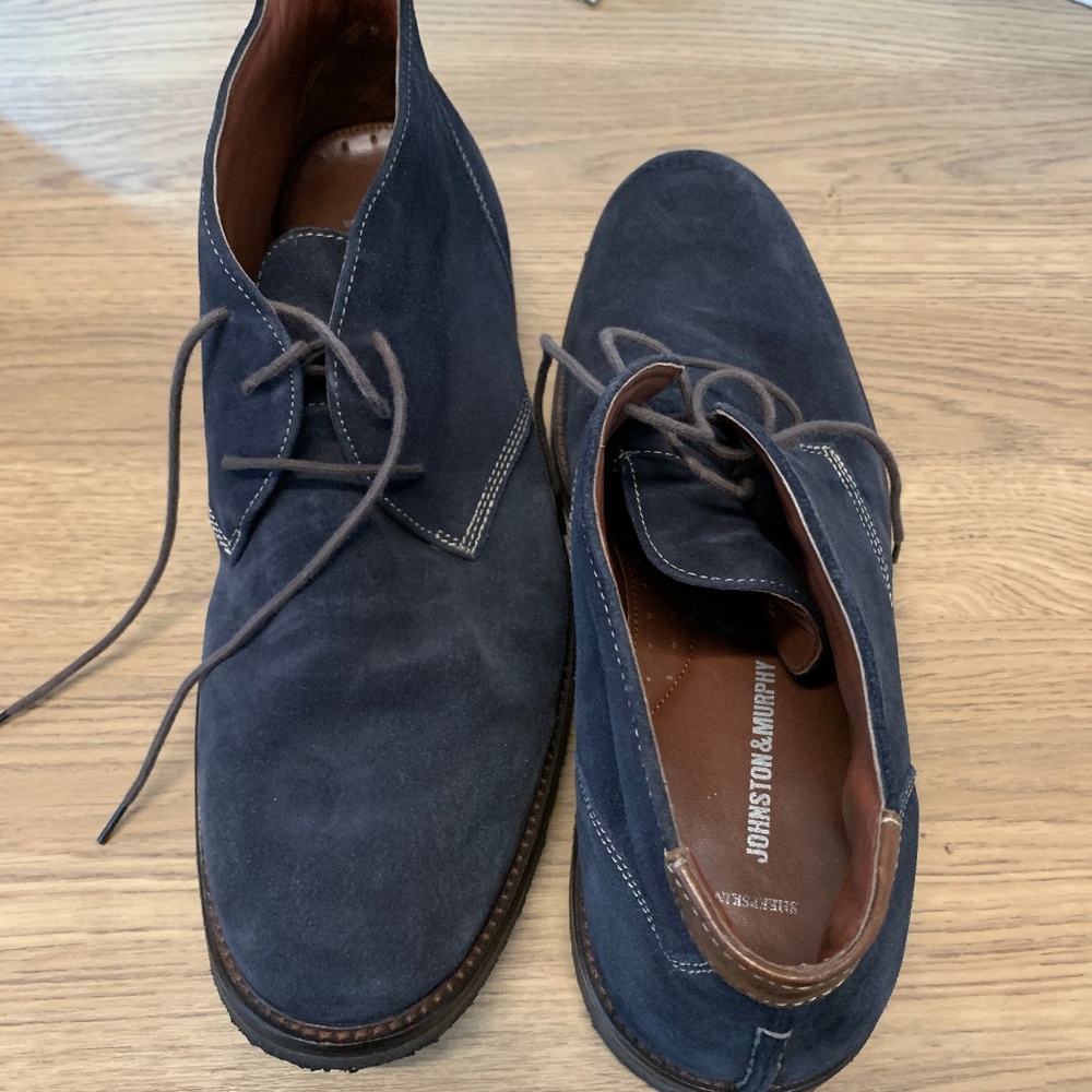 Johnston and Murphy Chukkas Boots